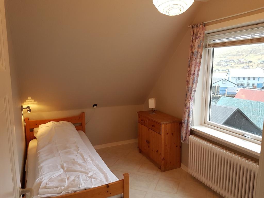 Budget Guesthouse Borgustova Vestmanna Buitenkant foto